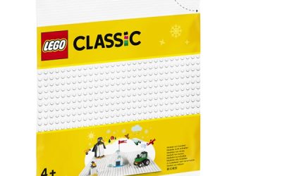 LEGO Classic Hvid byggeplade – 11010 – LEGO Bricks & More